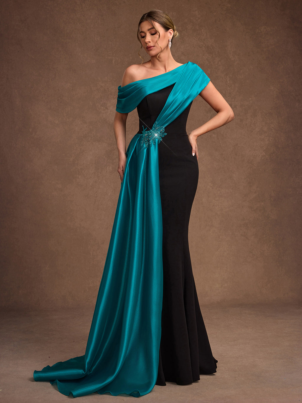 AM26021A Línea contemporánea